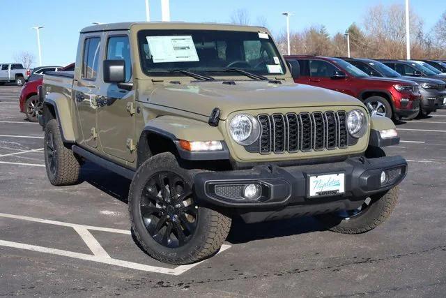 2025 Jeep Gladiator GLADIATOR NIGHTHAWK 4X4