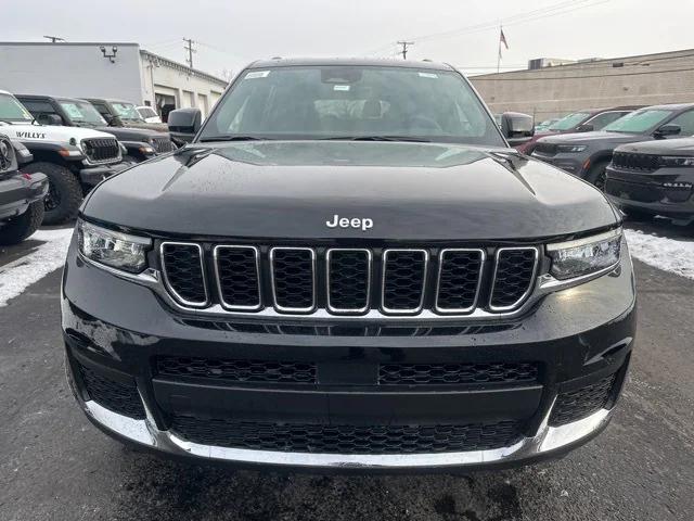 2025 Jeep Grand Cherokee GRAND CHEROKEE L LAREDO 4X4