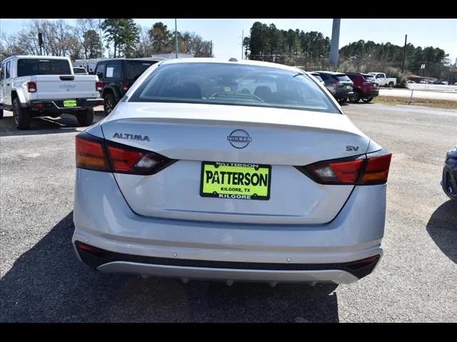 2023 Nissan Altima SV FWD