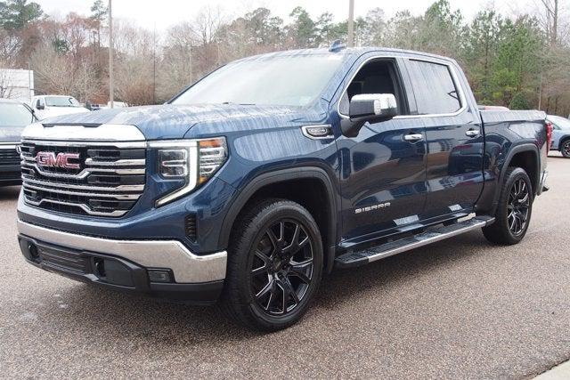 2023 GMC Sierra 1500 4WD Crew Cab Short Box SLT