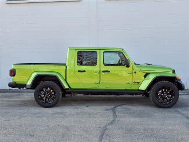 2025 Jeep Gladiator GLADIATOR NIGHTHAWK 4X4