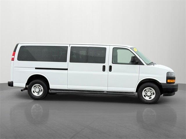 2022 Chevrolet Express Passenger RWD 3500 Extended Wheelbase LS