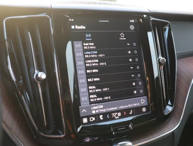 2025 Volvo XC60 Plug-In Hybrid T8 Ultra