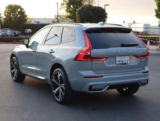 2025 Volvo XC60 Plug-In Hybrid T8 Ultra