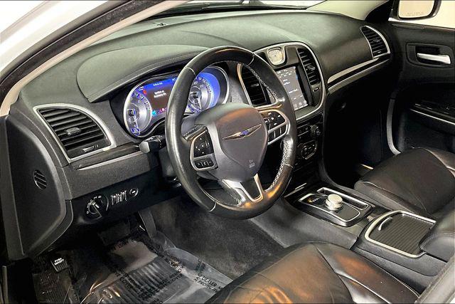 Used 2018 Chrysler 300 For Sale in OLIVE BRANCH, MS