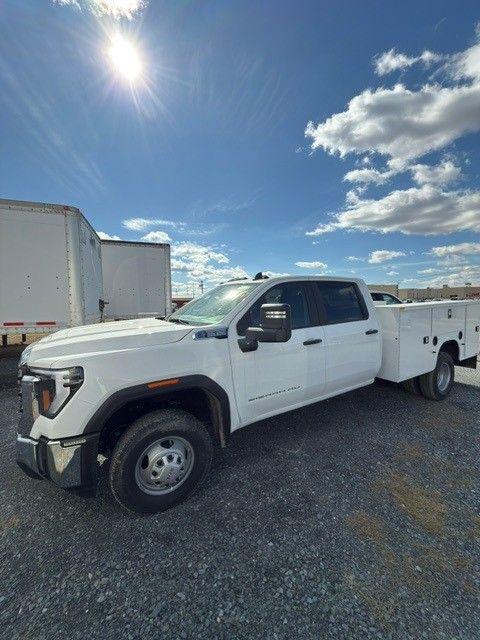 2025 GMC Sierra 3500HD Pro