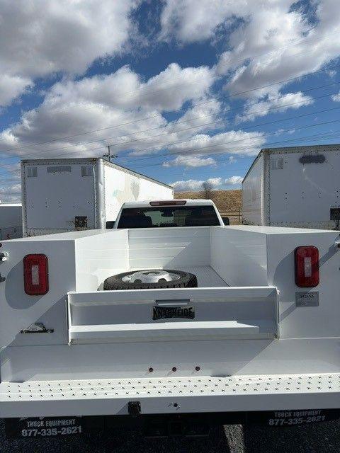 2025 GMC Sierra 3500HD Pro