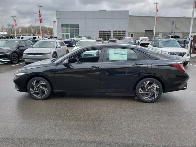 2025 Hyundai Elantra Hybrid SEL Sport