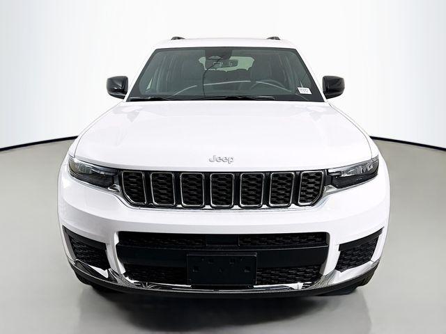 2025 Jeep Grand Cherokee GRAND CHEROKEE L LAREDO X 4X4