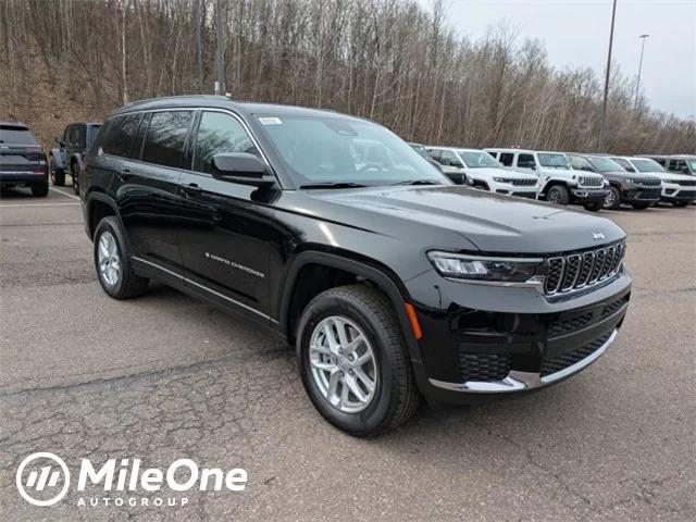 2025 Jeep Grand Cherokee GRAND CHEROKEE L LAREDO X 4X4