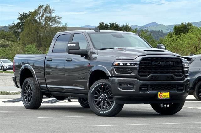2025 RAM Ram 3500 RAM 3500 LIMITED CREW CAB 4X4 64 BOX