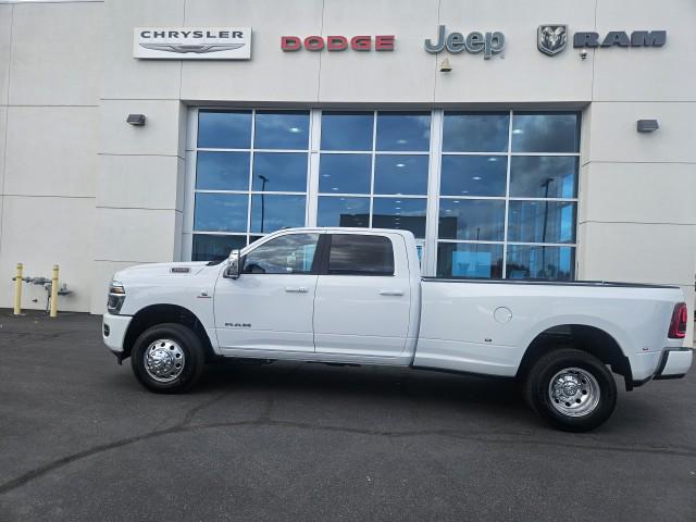 2025 RAM Ram 3500 RAM 3500 LARAMIE CREW CAB 4X4 8 BOX