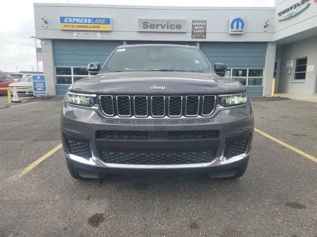 2025 Jeep Grand Cherokee GRAND CHEROKEE L LAREDO 4X2