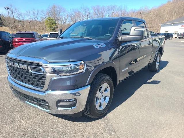 2025 RAM Ram 1500 RAM 1500 BIG HORN CREW CAB 4X4 64 BOX