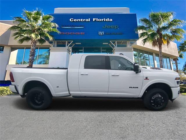 2025 RAM Ram 3500 RAM 3500 LIMITED MEGA CAB 4X4 64 BOX