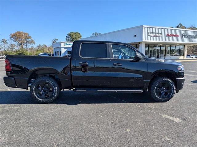 2025 RAM Ram 1500 RAM 1500 WARLOCK CREW CAB 4X4 57 BOX