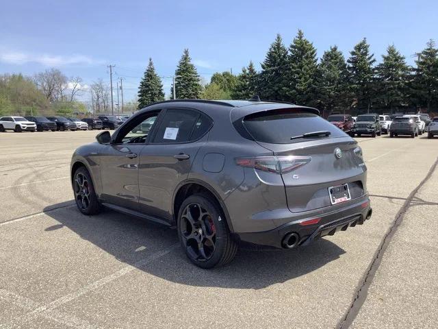 2025 Alfa Romeo Stelvio STELVIO AWD