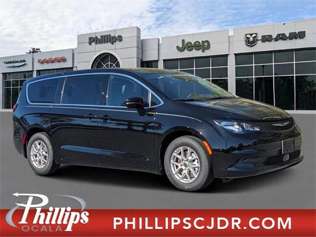 2025 Chrysler Voyager VOYAGER