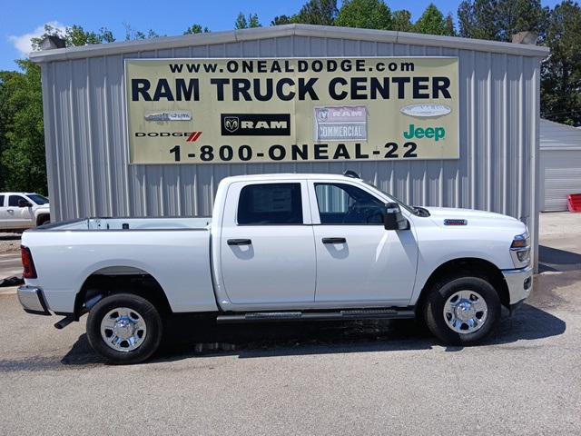 2025 RAM Ram 2500 RAM 2500 TRADESMAN CREW CAB 4X4 64 BOX