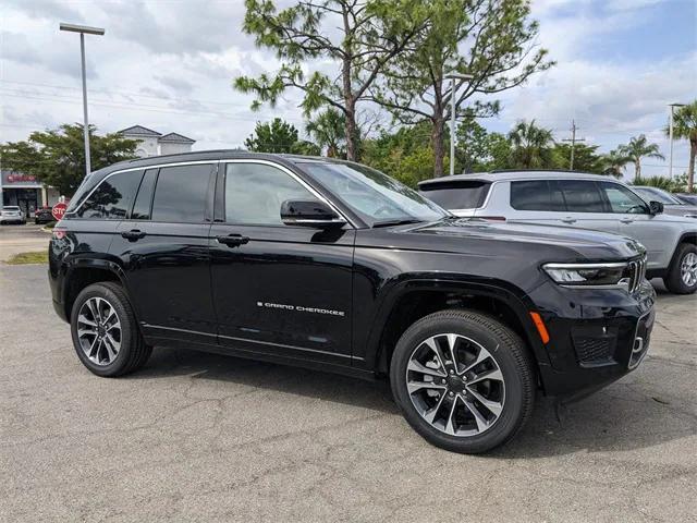 2025 Jeep Grand Cherokee GRAND CHEROKEE OVERLAND 4X4
