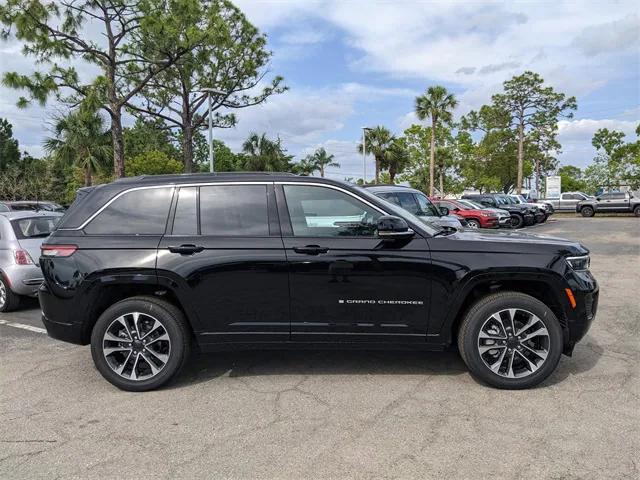 2025 Jeep Grand Cherokee GRAND CHEROKEE OVERLAND 4X4