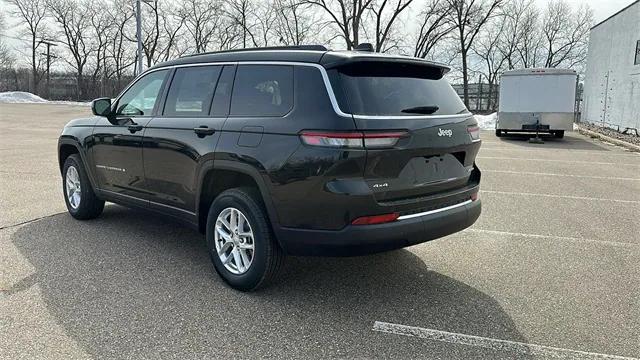 2025 Jeep Grand Cherokee GRAND CHEROKEE L LAREDO X 4X4