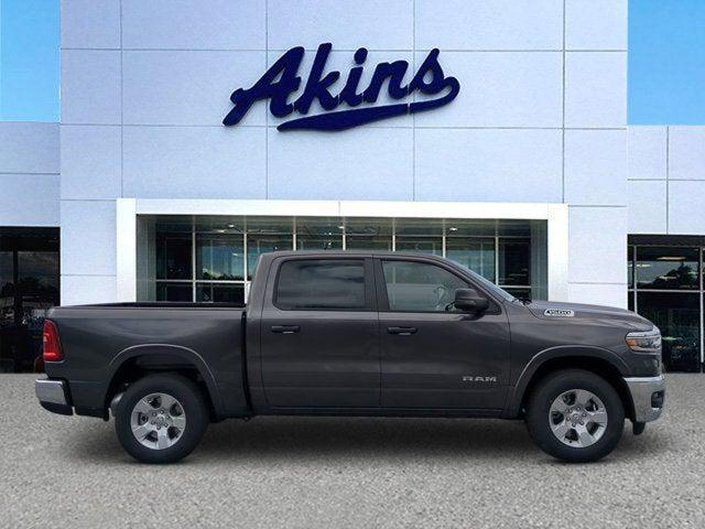2025 RAM Ram 1500 RAM 1500 BIG HORN CREW CAB 4X2 57 BOX