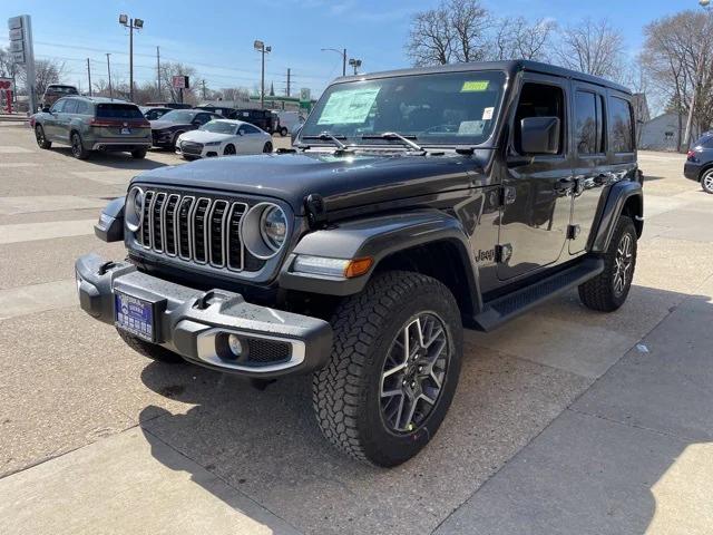 2025 Jeep Wrangler WRANGLER 4-DOOR SAHARA