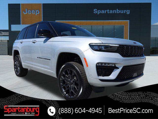 2025 Jeep Grand Cherokee GRAND CHEROKEE SUMMIT RESERVE 4X4