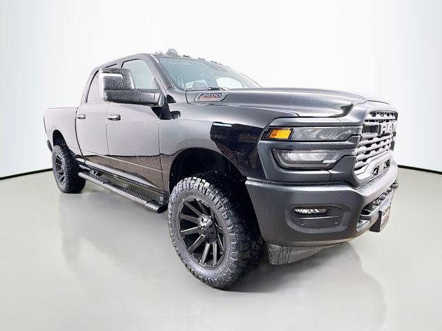 2025 RAM Ram 2500 RAM 2500 TRADESMAN CREW CAB 4X4 64 BOX
