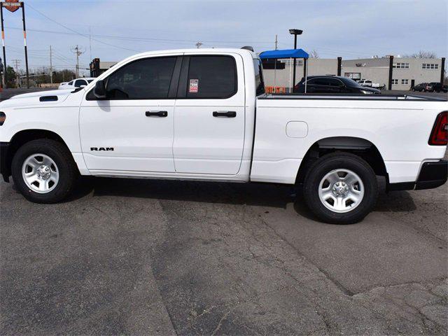 2025 RAM Ram 1500 RAM 1500 TRADESMAN QUAD CAB 4X2 64 BOX