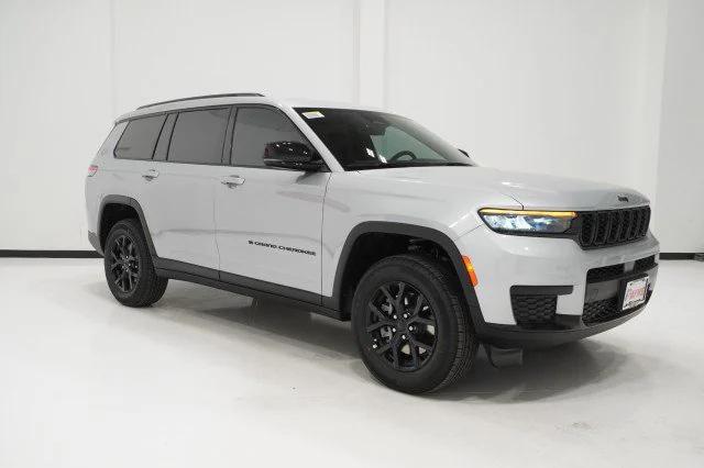 2025 Jeep Grand Cherokee GRAND CHEROKEE L ALTITUDE X 4X2