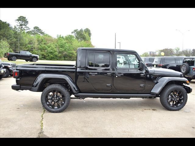 2025 Jeep Gladiator GLADIATOR NIGHTHAWK 4X4