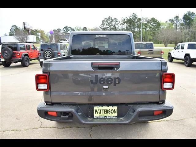 2025 Jeep Gladiator GLADIATOR NIGHTHAWK 4X4