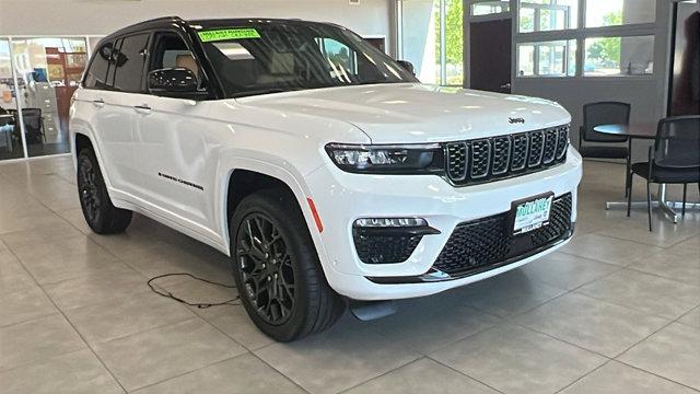 2025 Jeep Grand Cherokee GRAND CHEROKEE SUMMIT RESERVE 4X4