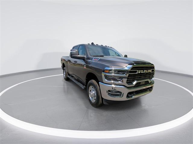 2025 RAM Ram 3500 RAM 3500 TRADESMAN CREW CAB 4X4 64 BOX