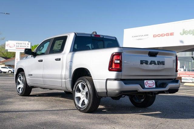 2025 RAM Ram 1500 RAM 1500 TRADESMAN CREW CAB 4X2 57 BOX