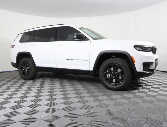 2025 Jeep Grand Cherokee GRAND CHEROKEE L ALTITUDE X 4X4