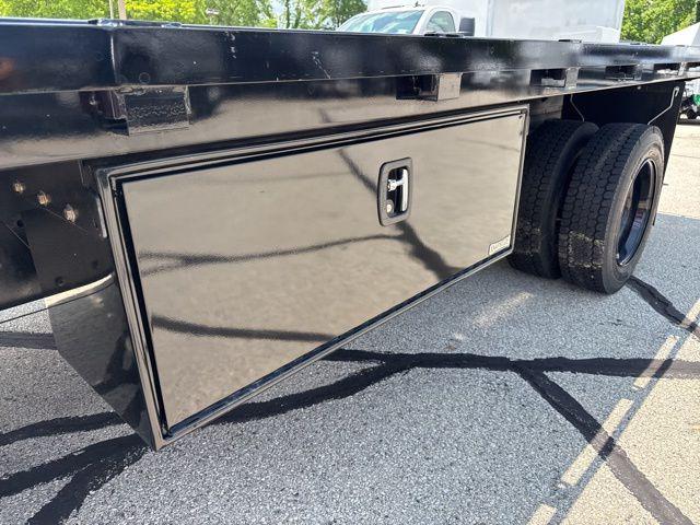 2024 Chevrolet Silverado 6500HD 1WT
