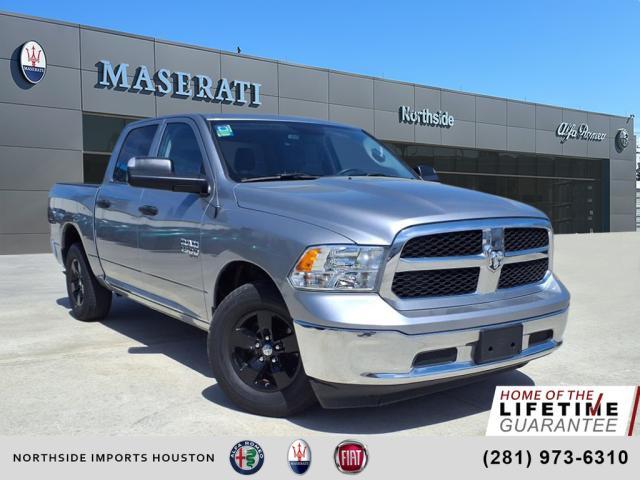 2022 RAM 1500 Classic SLT Crew Cab 4x2 57 Box