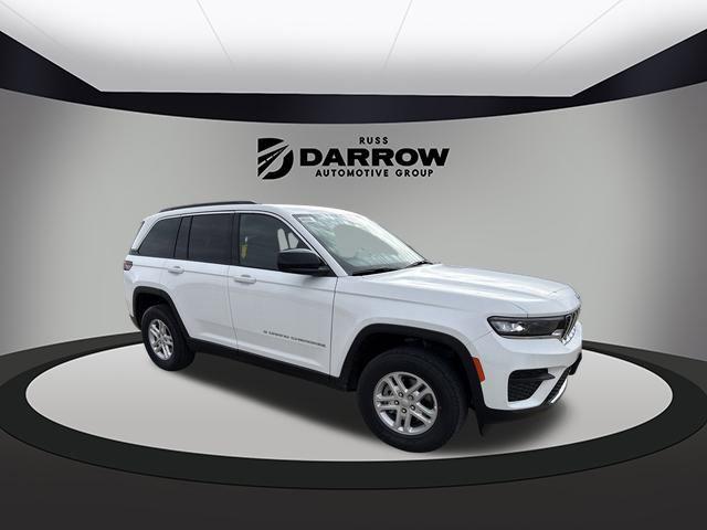 2025 Jeep Grand Cherokee Laredo 4x4