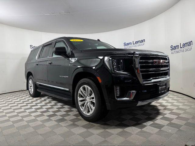 2023 GMC Yukon XL 4WD SLT