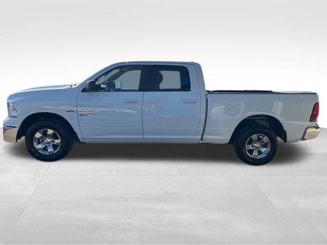 2021 RAM 1500 Classic SLT Crew Cab 4x4 64 Box