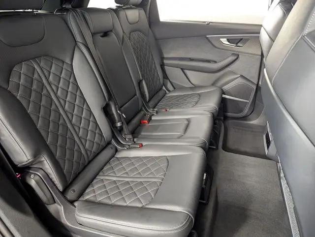 2025 Audi SQ7 Premium Plus TFSI quattro Tiptronic