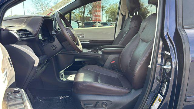 2021 Toyota Sienna Platinum
