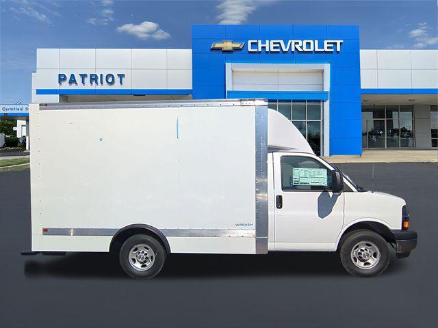 2025 Chevrolet Express Cutaway Work Van