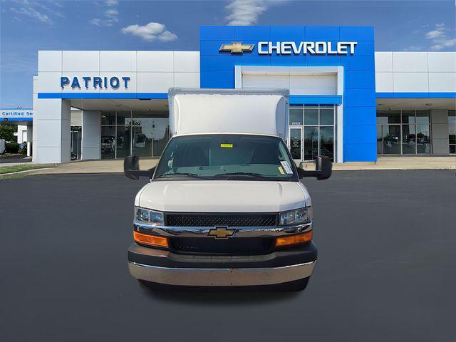 2025 Chevrolet Express Cutaway Work Van