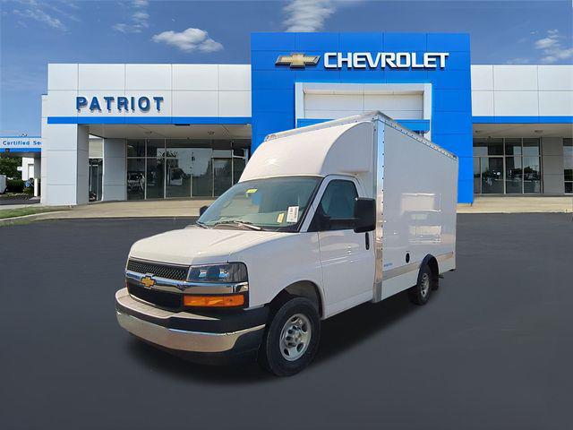 2025 Chevrolet Express Cutaway Work Van