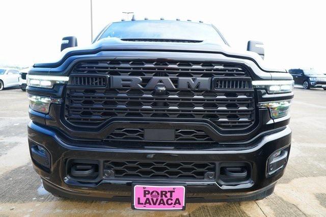 2025 RAM Ram 3500 RAM 3500 LIMITED CREW CAB 4X4 64 BOX