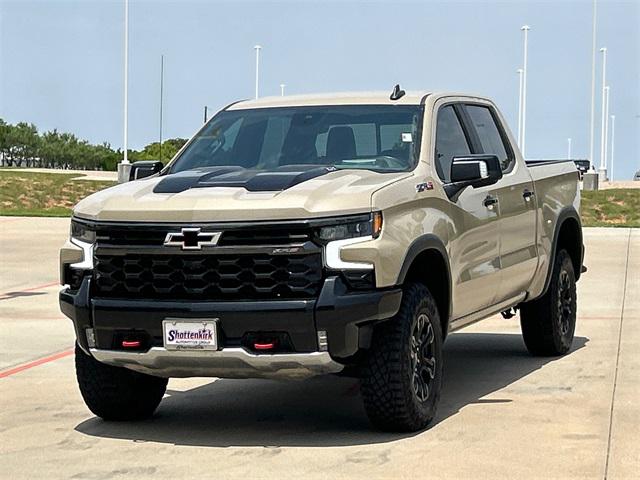 2023 Chevrolet Silverado 1500 4WD Crew Cab Short Bed ZR2